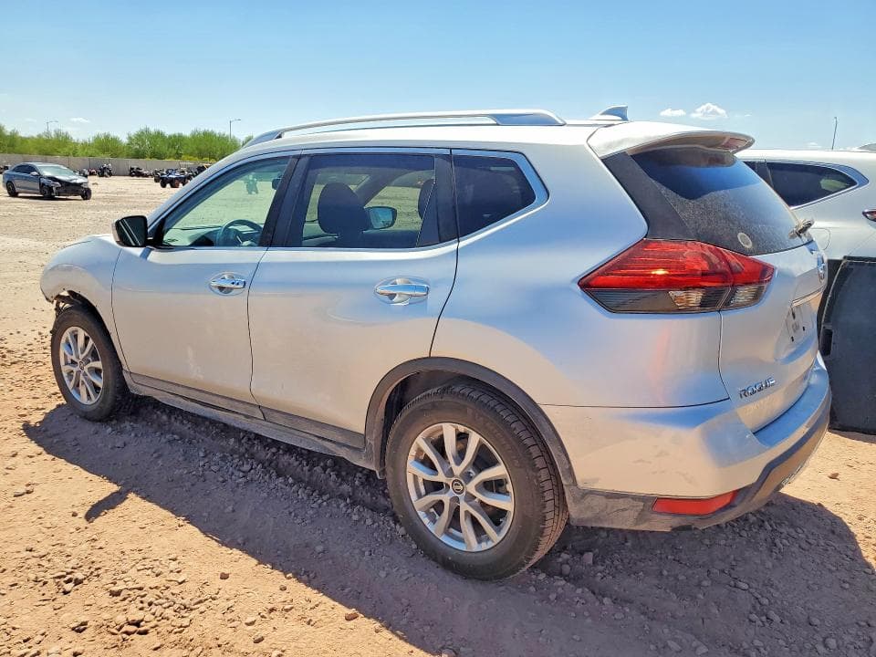 2017 NISSAN ROGUE SV 2