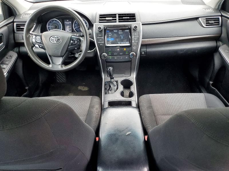 2017 TOYOTA CAMRY LE 8
