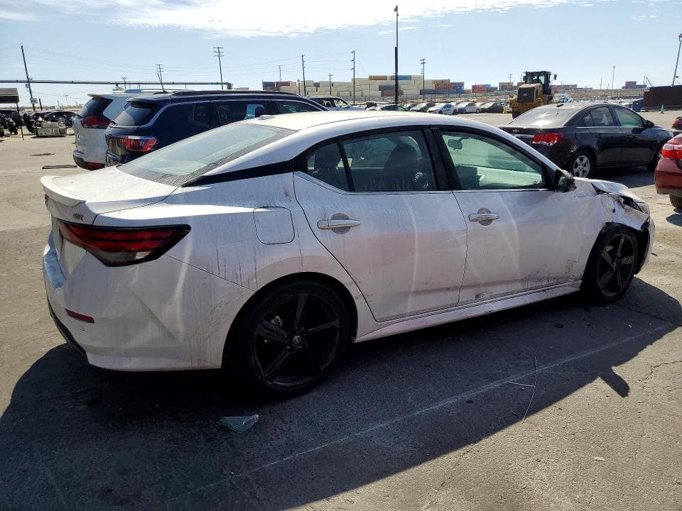 2022 NISSAN SENTRA SR 3