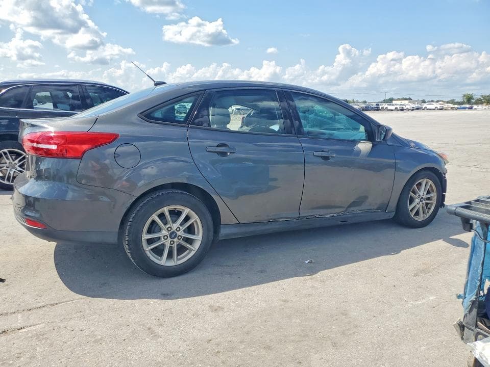 2018 FORD FOCUS SE 3