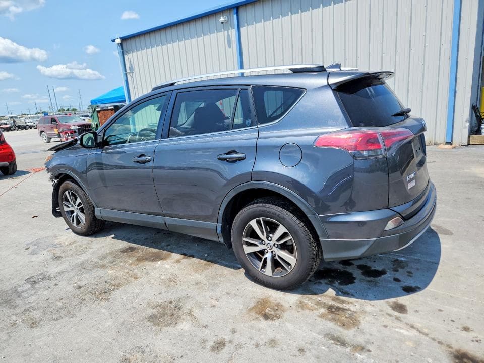2018 TOYOTA RAV4 XLE 2
