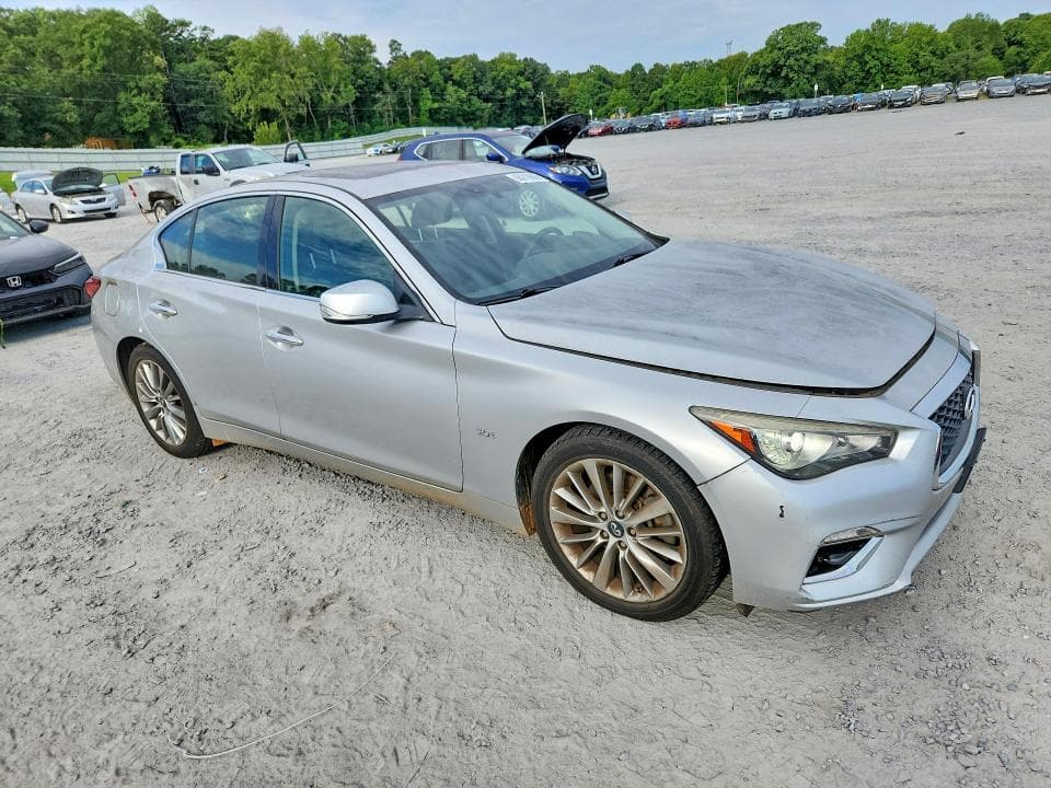 2018 INFINITI Q50 3.0T LUXE 4