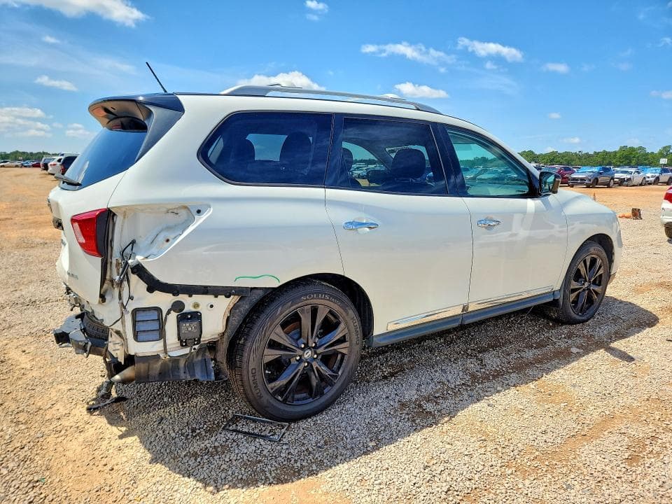 2017 NISSAN PATHFINDER S 3