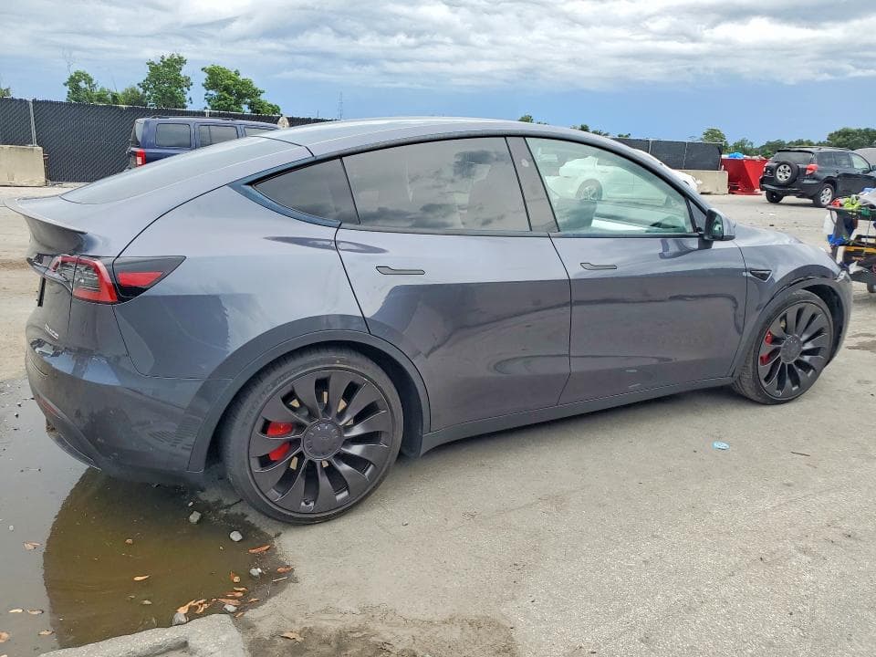 2023 TESLA MODEL Y 3