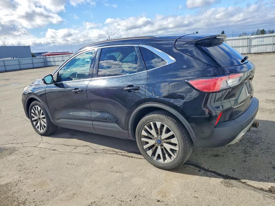 2020 FORD ESCAPE TITANIUM 2