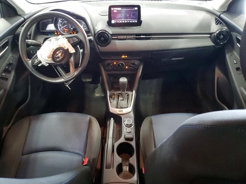 2020 TOYOTA YARIS L 8