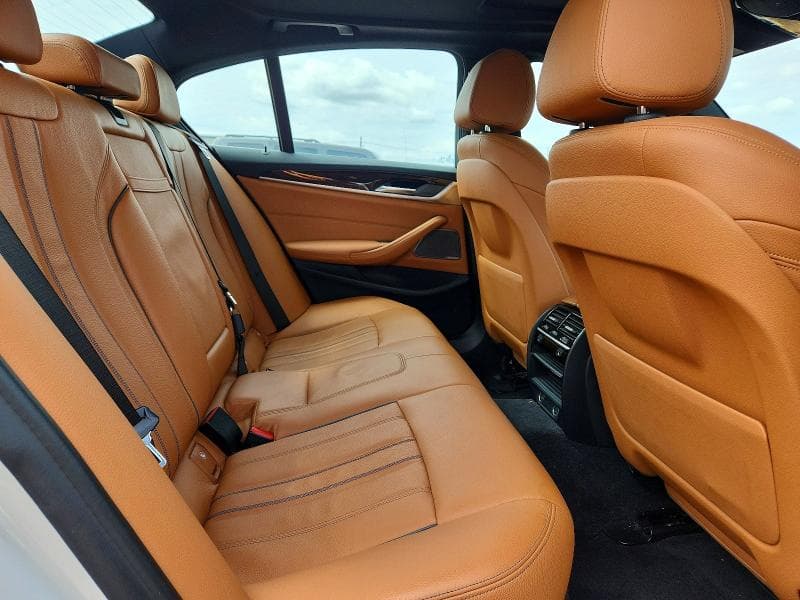 2018 BMW 540 XI 10
