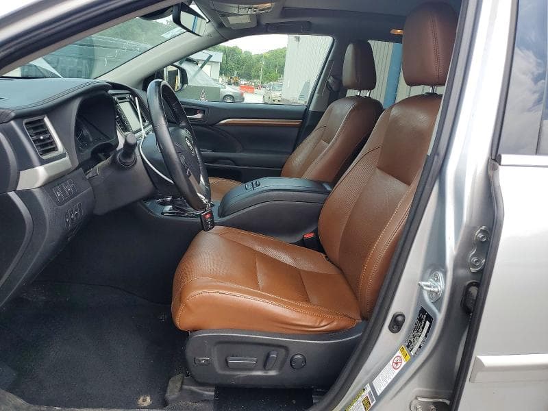 2017 TOYOTA HIGHLANDER HYBRID LIMITED PLATINUM 7
