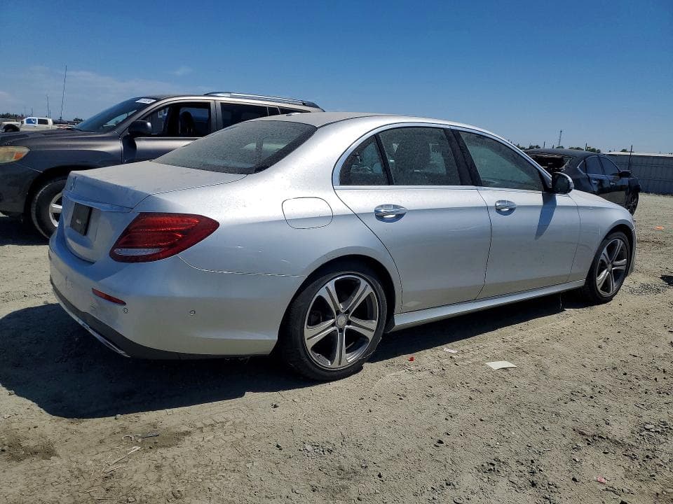 2017 MERCEDES-BENZ E 300 3