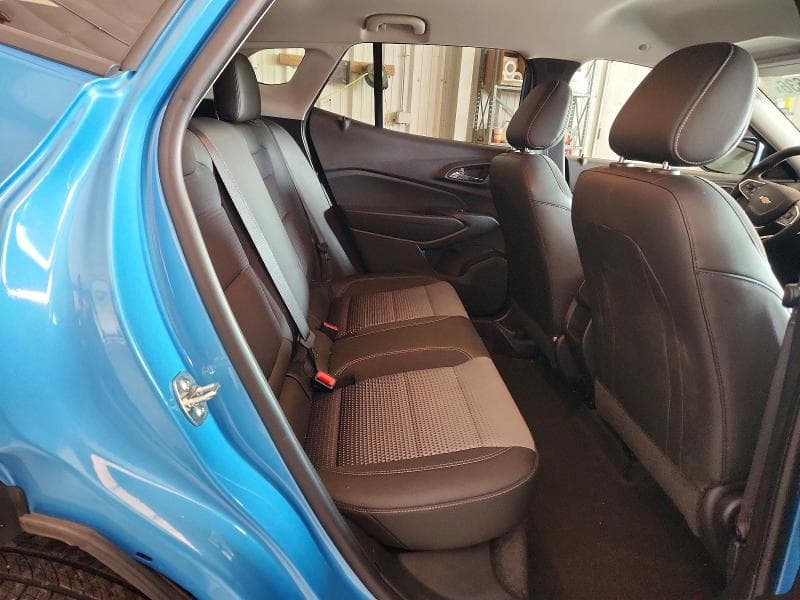 2025 CHEVROLET TRAX 1LT 10