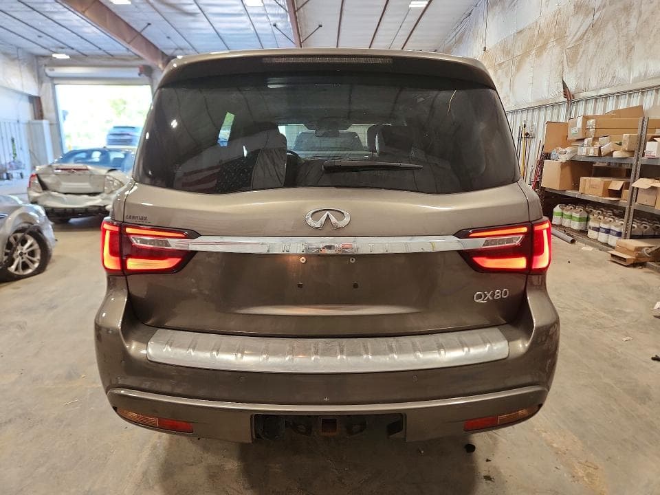 2018 INFINITI QX80 BASE 6
