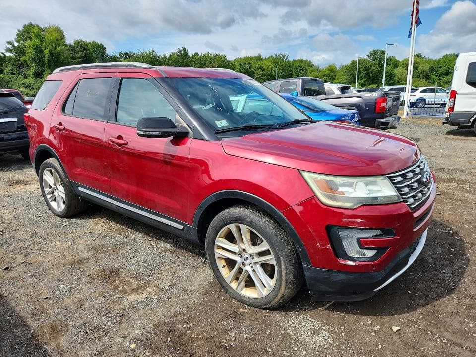 2017 FORD EXPLORER XLT 4