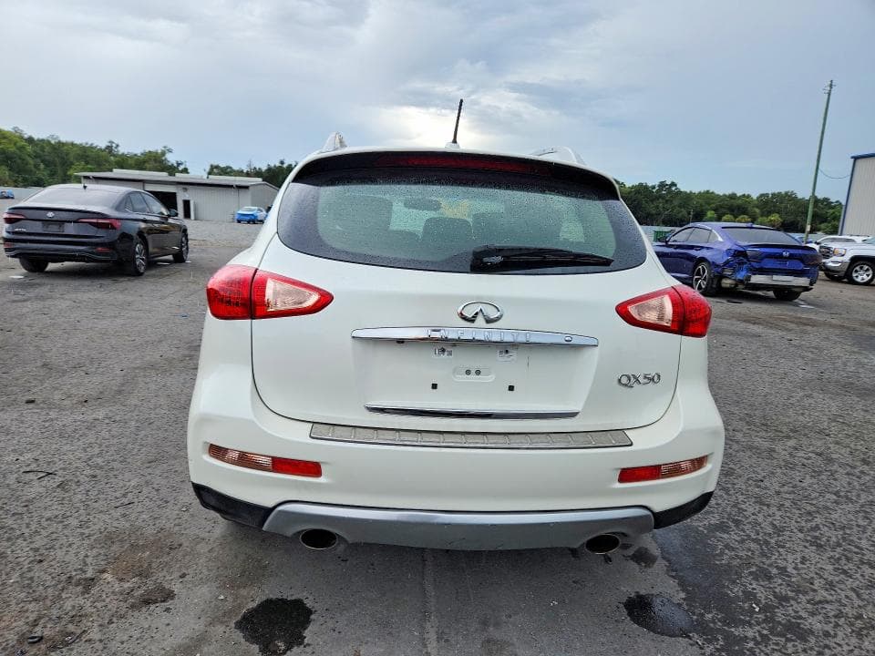 2017 INFINITI QX50 BASE 6
