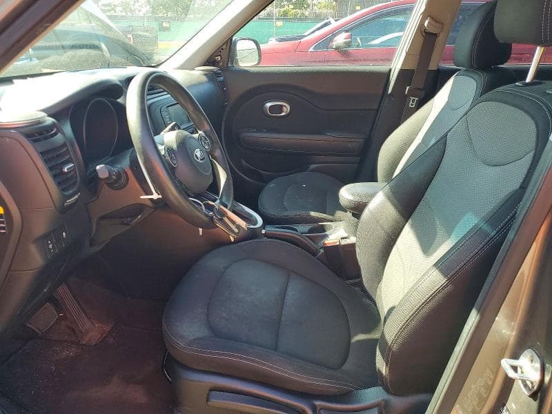 2017 KIA SOUL + 7