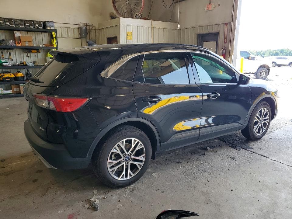 2022 FORD ESCAPE SEL 3