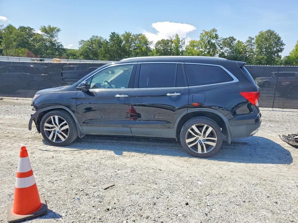 2018 HONDA PILOT ELITE 2