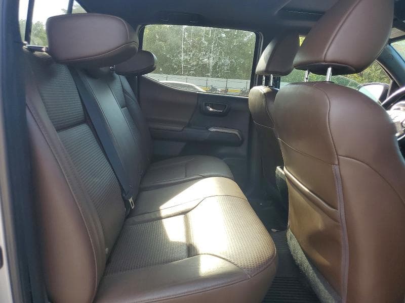 2017 TOYOTA TACOMA LIMITED 10