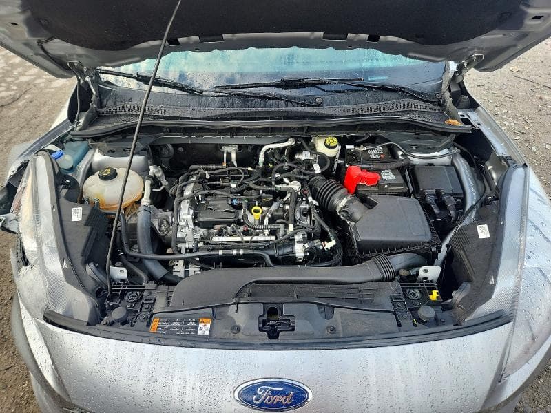 2021 FORD ESCAPE SE 12