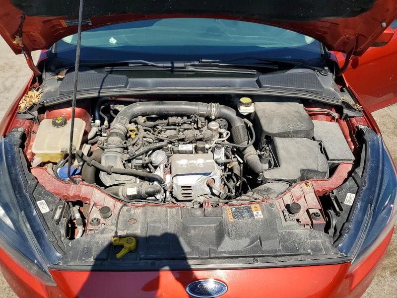 2018 FORD FOCUS SE 11