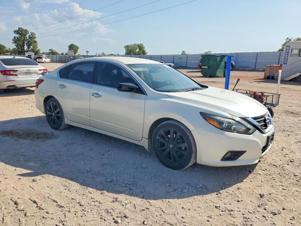 2017 NISSAN ALTIMA 2.5 SR 4