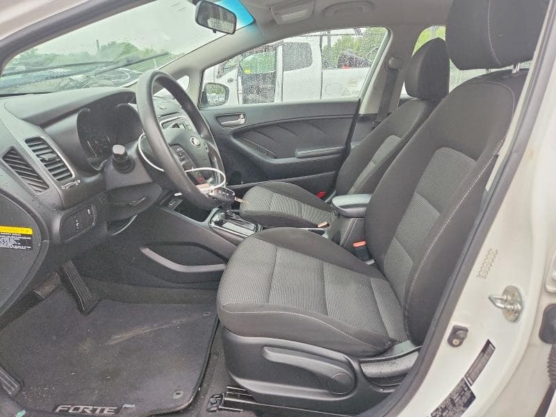 2017 KIA FORTE5 LX 7