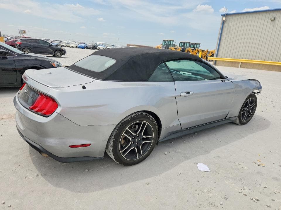 2020 FORD MUSTANG 3