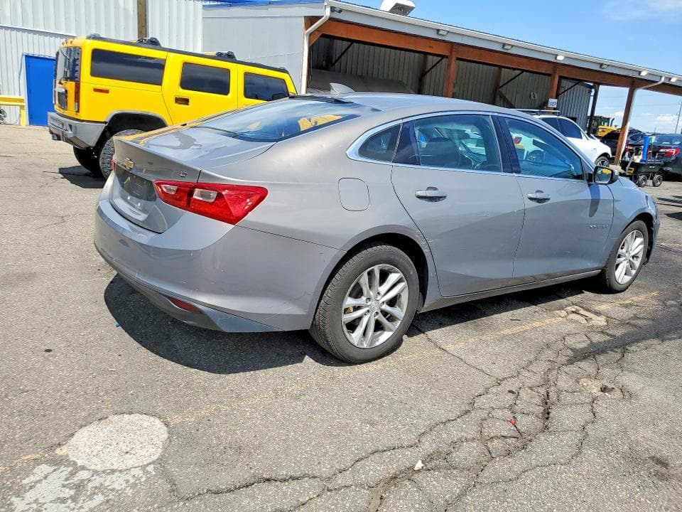 2017 CHEVROLET MALIBU LT 3