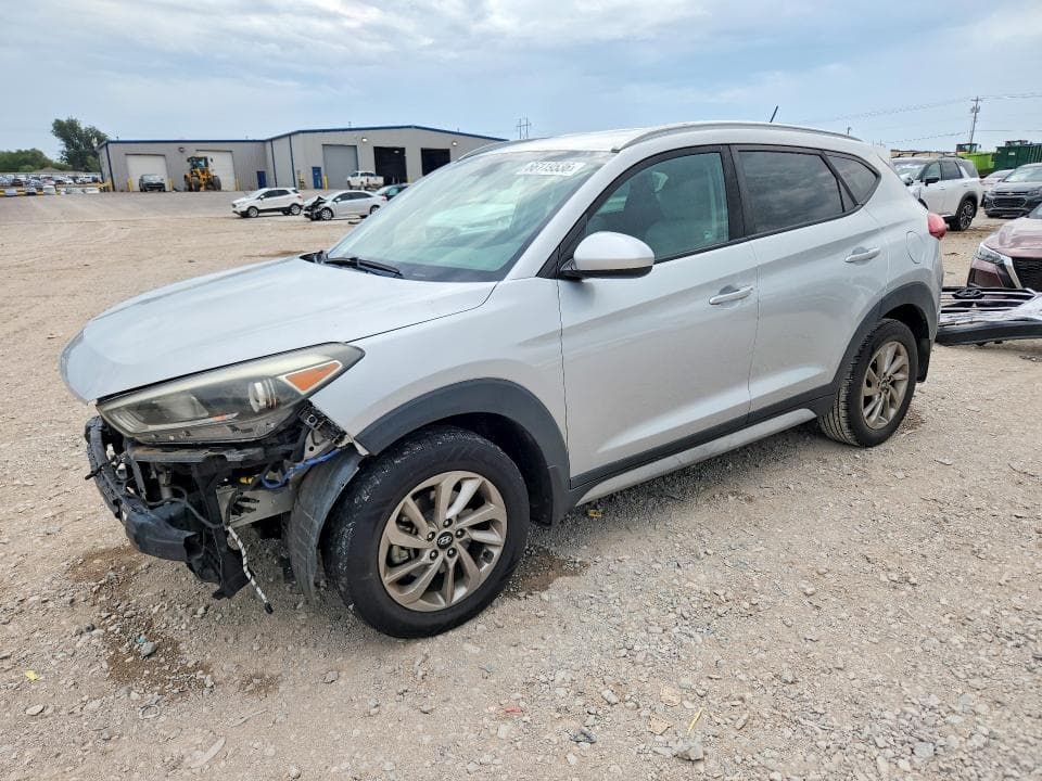 2017 HYUNDAI TUCSON SE - 1
