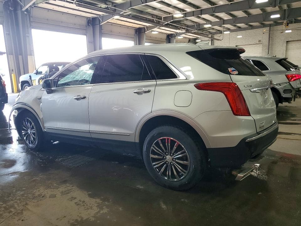 2017 CADILLAC XT5 LUXURY 2