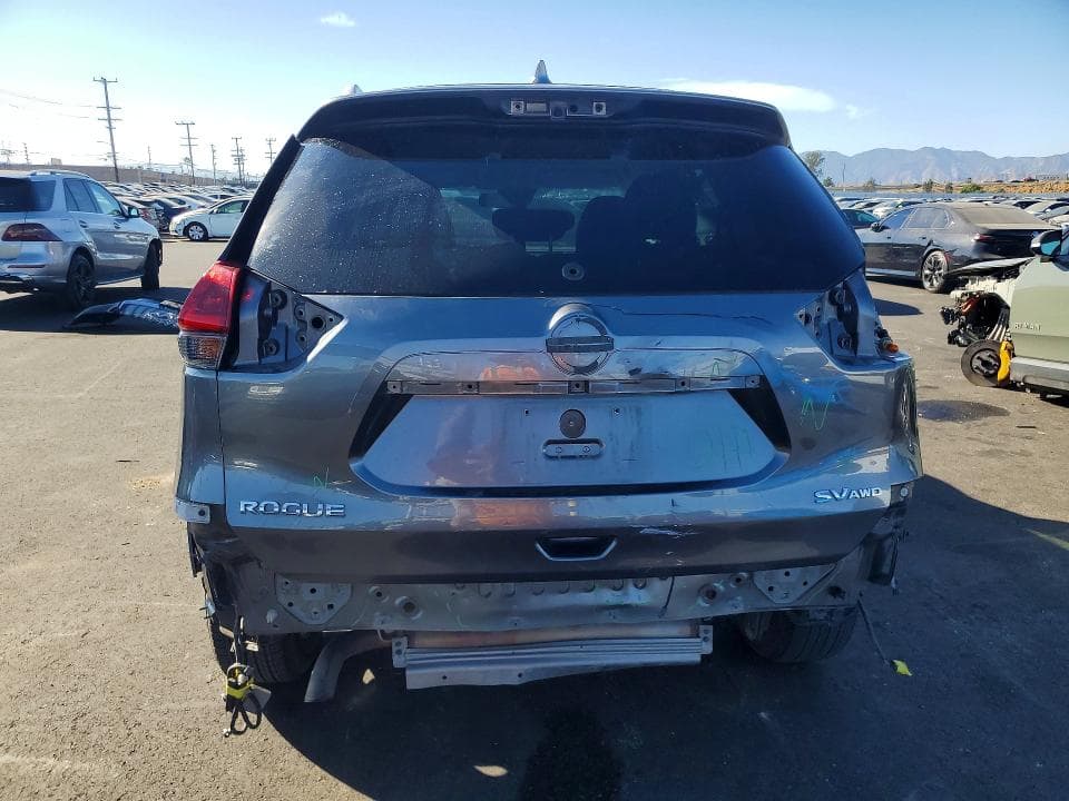 2020 NISSAN ROGUE SV 6