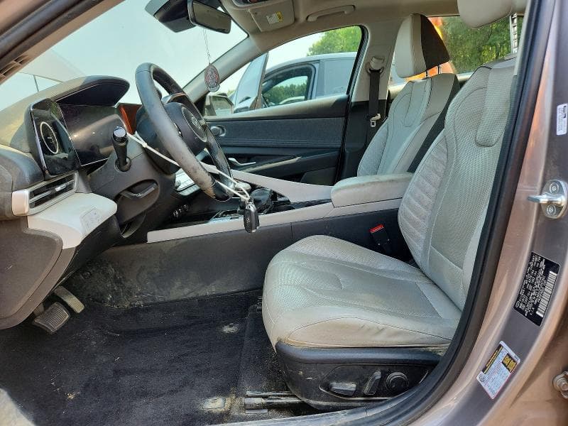 2023 HYUNDAI ELANTRA LIMITED 7