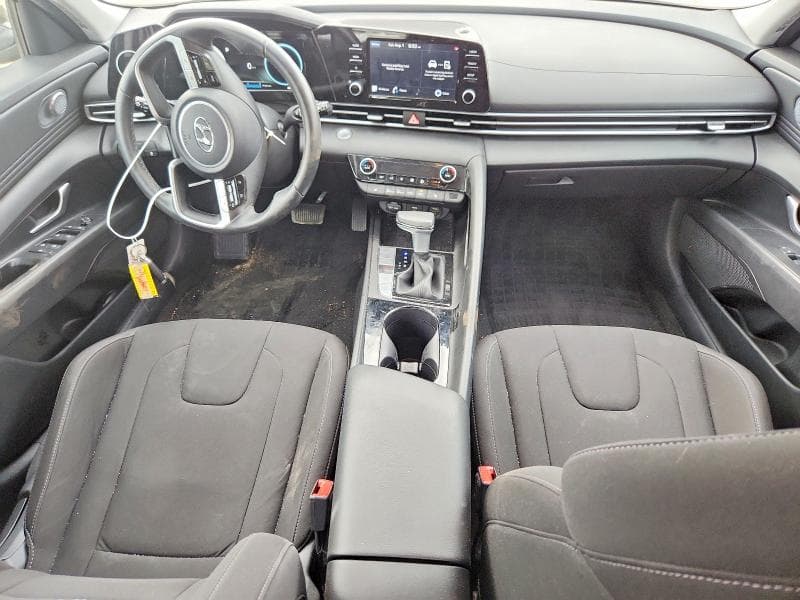 2022 HYUNDAI ELANTRA SEL SEL 8