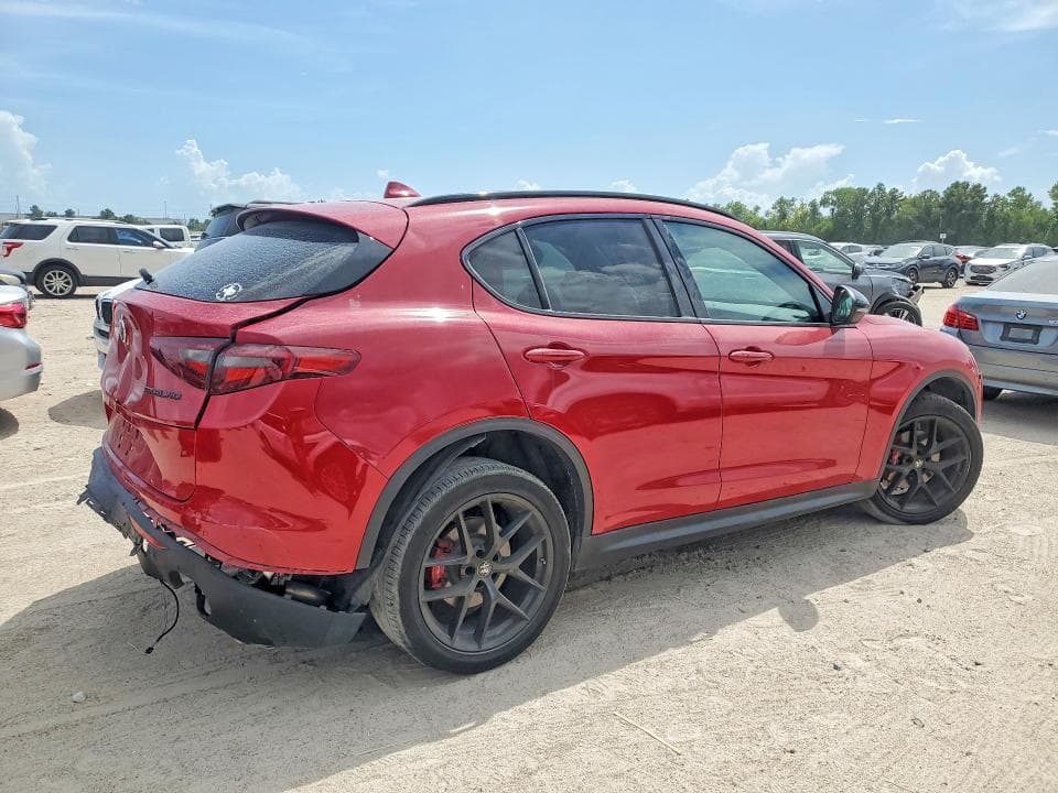 2020 ALFA ROMEO STELVIO 3