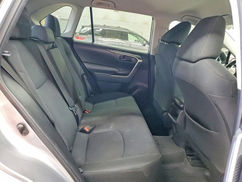 2021 TOYOTA RAV4 LE 11