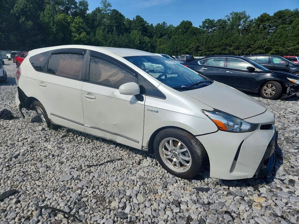 2017 TOYOTA PRIUS V THREE 4