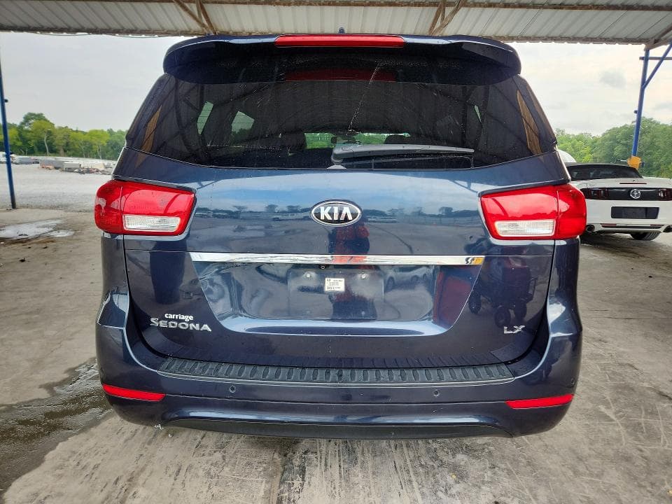 2017 KIA SEDONA LX 6