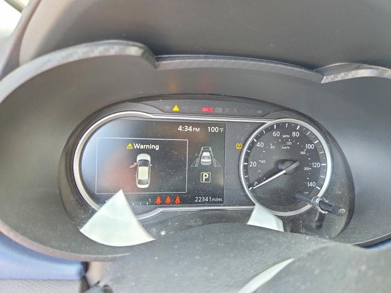 2025 NISSAN VERSA SV 9