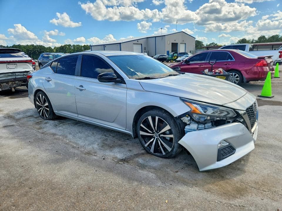 2020 NISSAN ALTIMA 2.5 SR 4