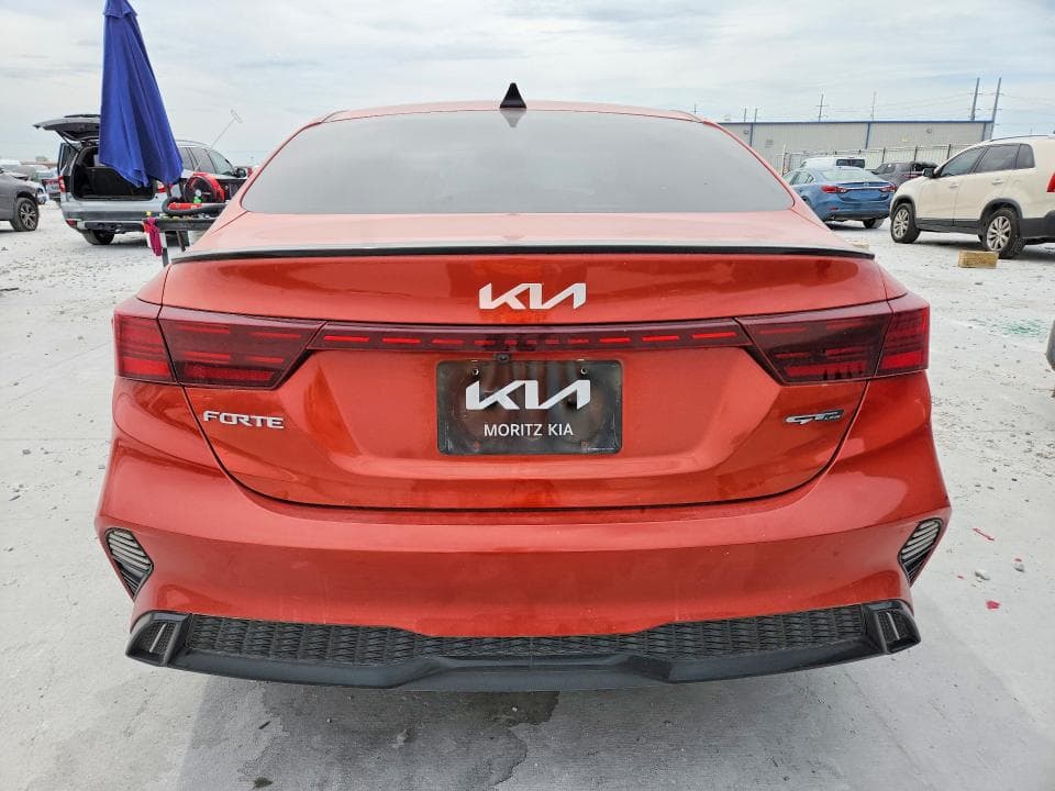 2022 KIA FORTE GT LINE 6
