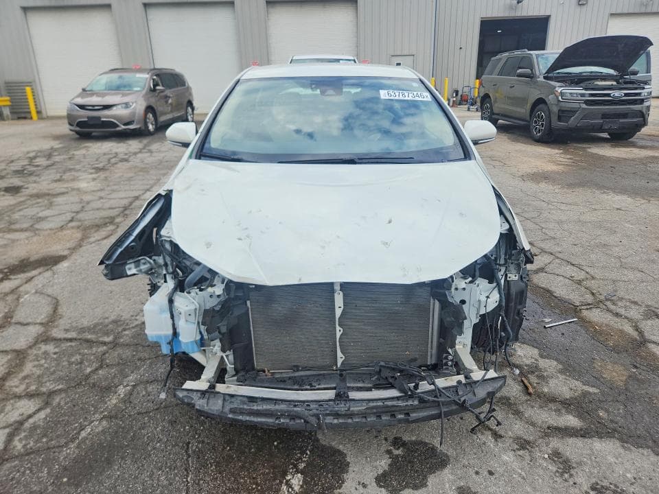 2017 TOYOTA PRIUS FOUR 5