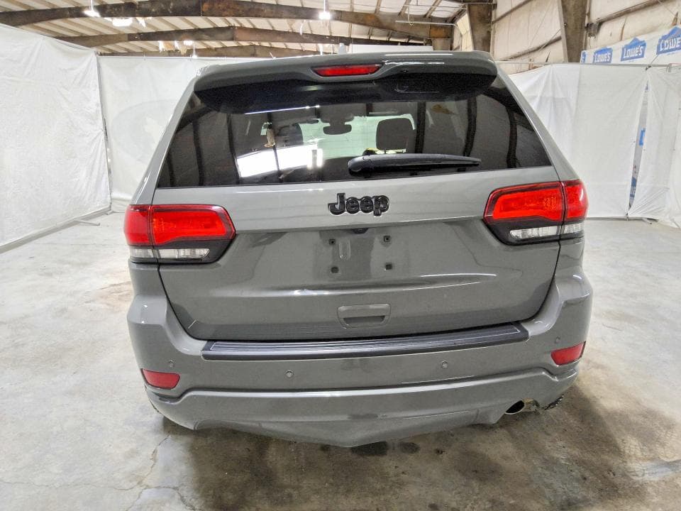 2022 JEEP GRAND CHEROKEE LAREDO E 6