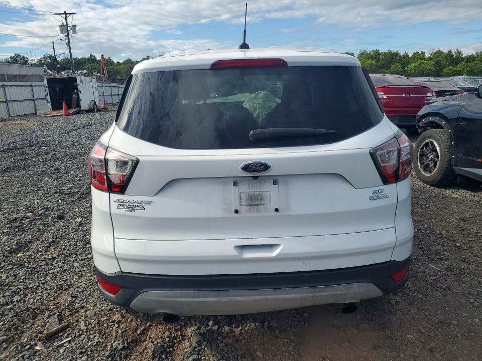 2017 FORD ESCAPE SE 6