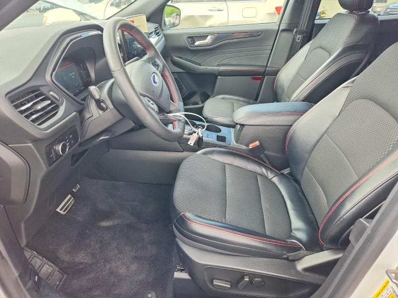 2023 FORD ESCAPE ST LINE 7