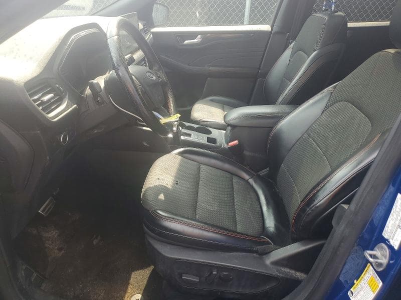 2023 FORD ESCAPE ST LINE 7