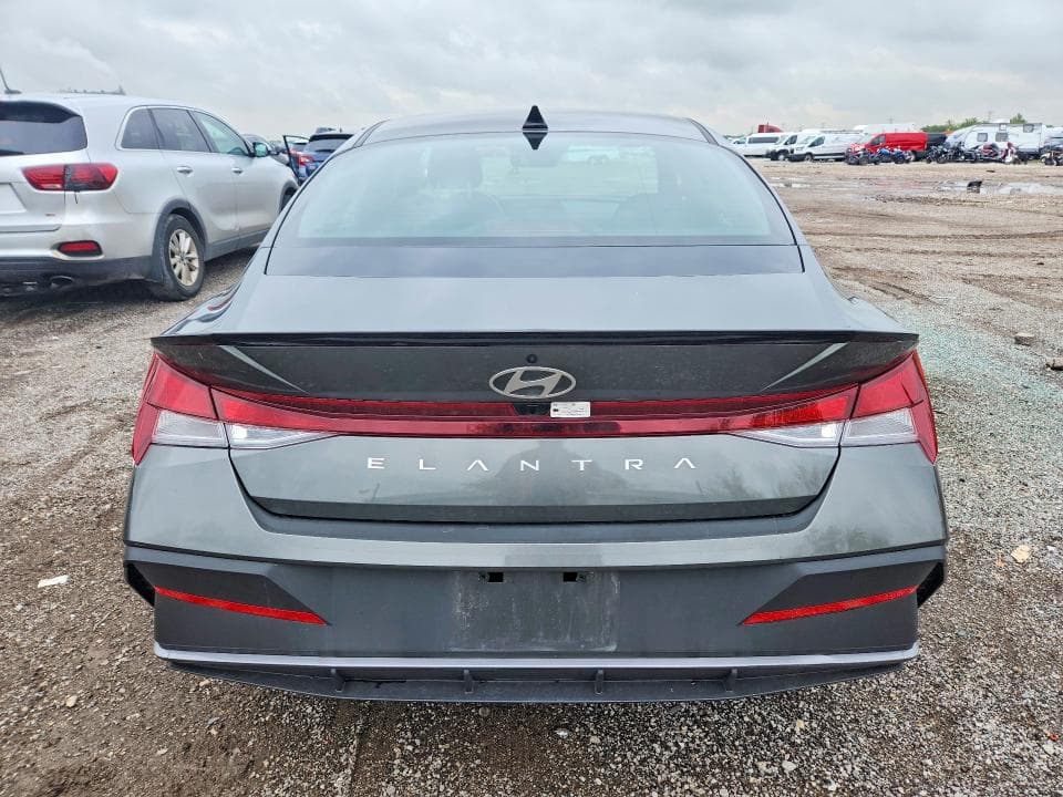 2025 HYUNDAI ELANTRA SEL SPORT 6