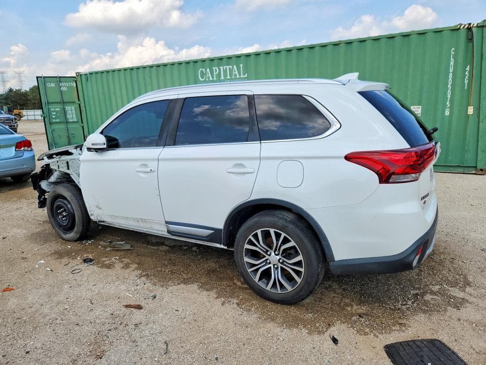 2018 MITSUBISHI OUTLANDER SE 2