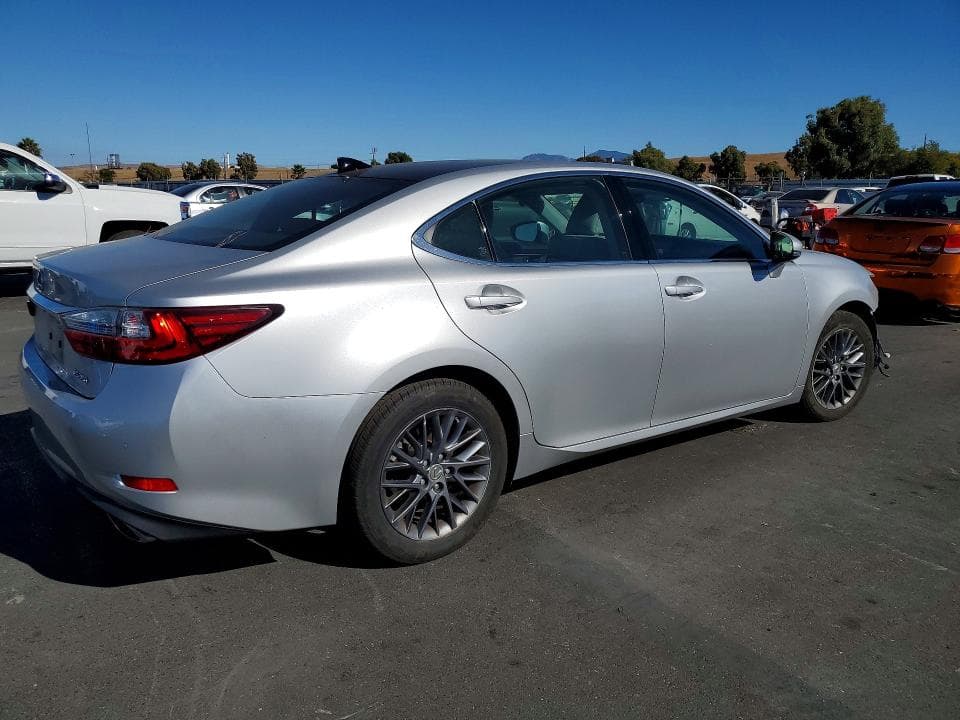 2018 LEXUS ES 350 3