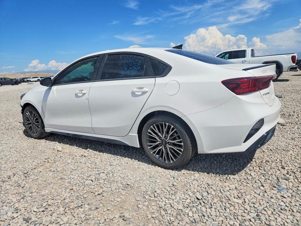 2023 KIA FORTE GT LINE 2