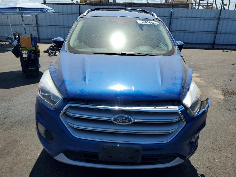 2017 FORD ESCAPE TITANIUM 5
