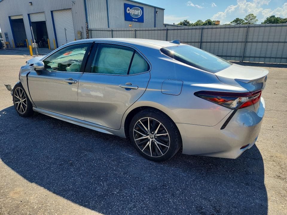 2023 TOYOTA CAMRY SE 2